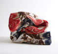 Bild in Galerie-Betrachter laden, EQUUS MARBLE THROW Plaid