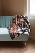 Bild in Galerie-Betrachter laden, EQUUS MARBLE THROW Plaid