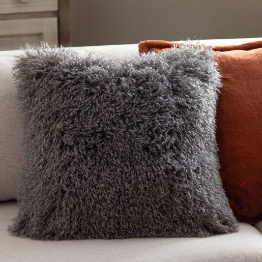 Kissen Rowan aus Kunstfell Taupe