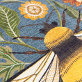 Bild in Galerie-Betrachter laden, Kissen Hawthorn Bee Petrol
