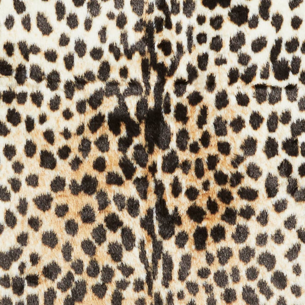 Leo Carpet Leopard