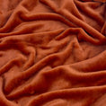 Bild in Galerie-Betrachter laden, Harrow Fleece-Decke Rostfarben
