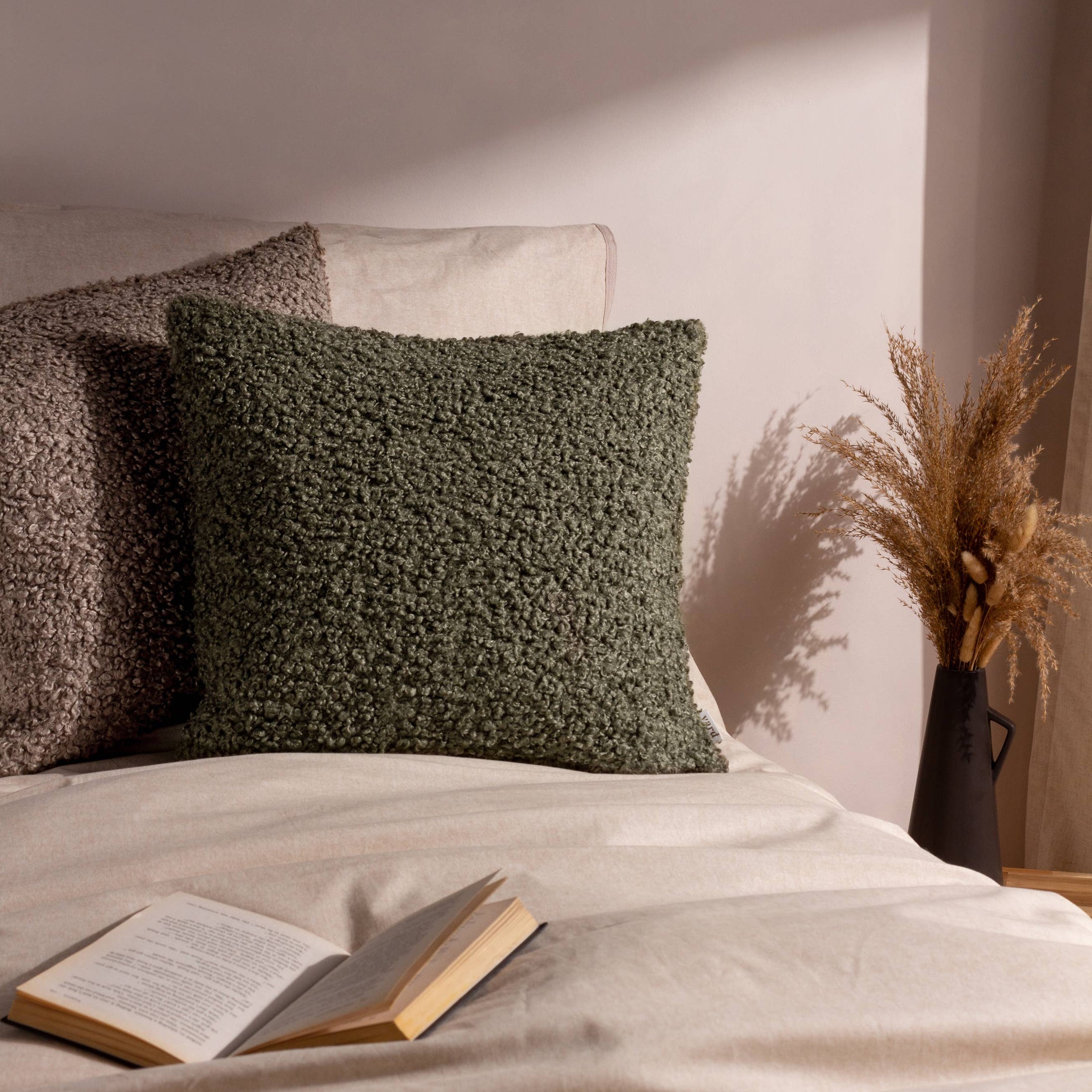 Cabu Strukturiertes Boucle-Kissen Khaki